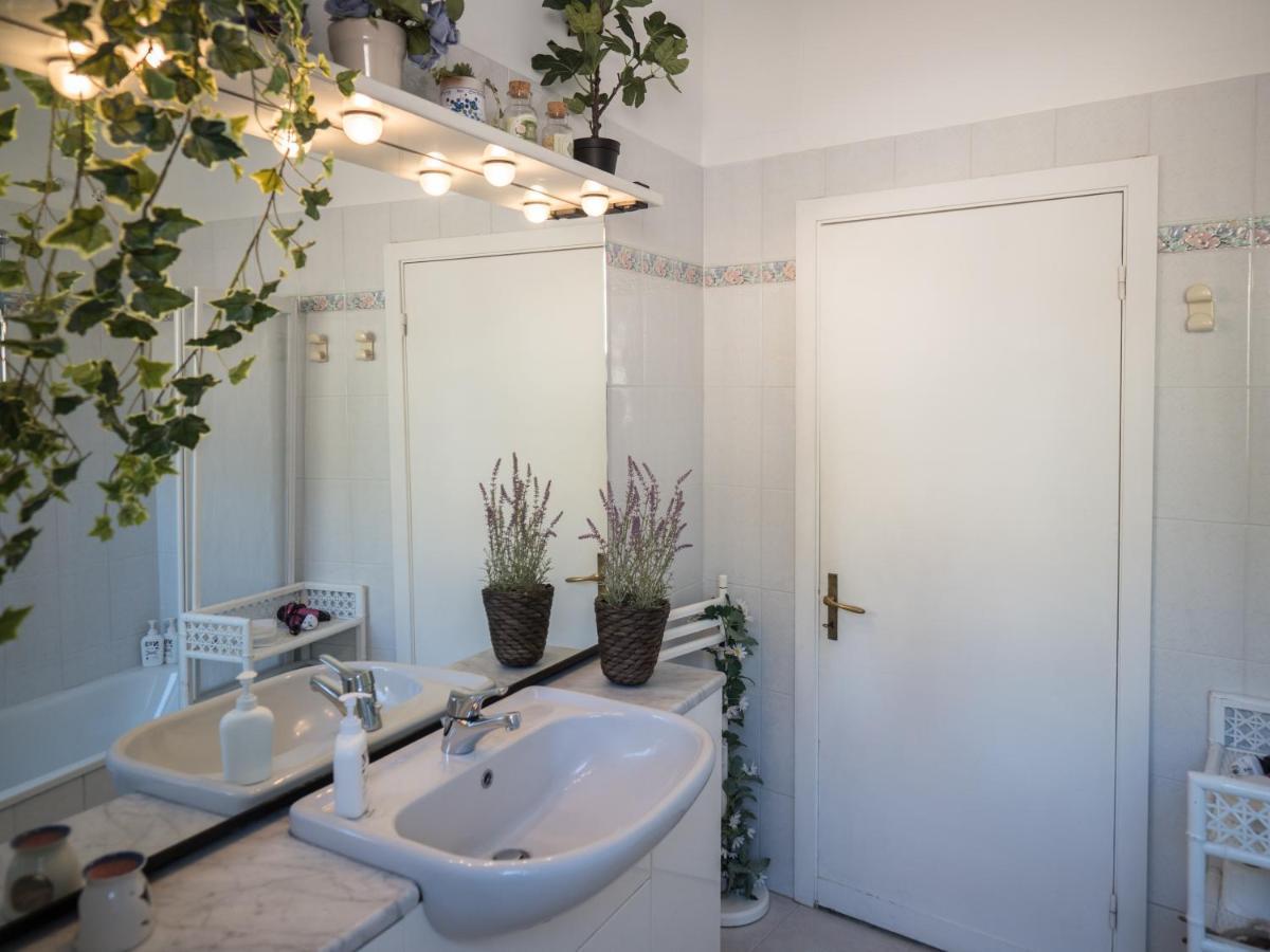 Recanissu Apartment With Balcony & Ac Вернацца Екстер'єр фото